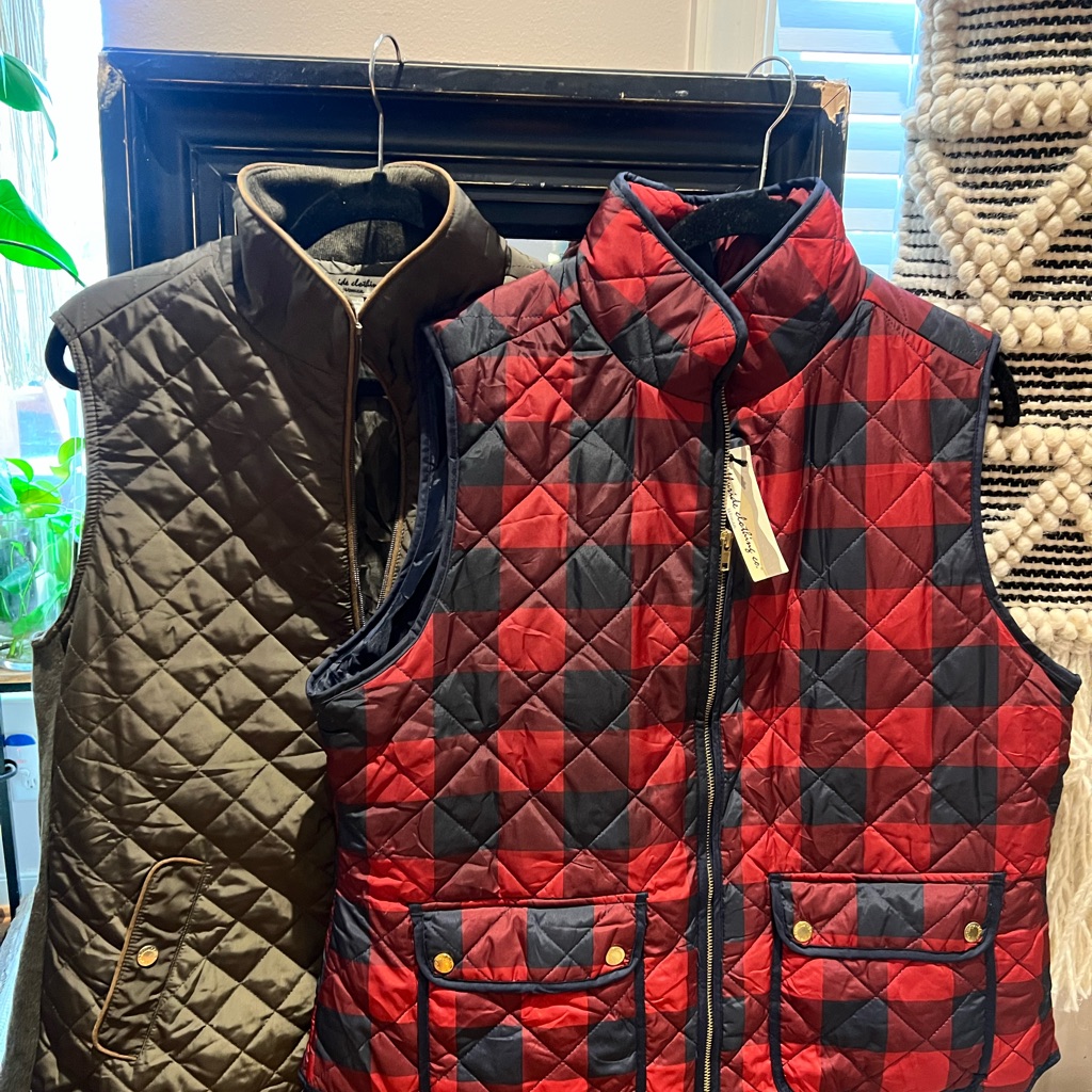 Two All Weather Vests! Telluride Clothing Red & Navy & Army Green Quilted
